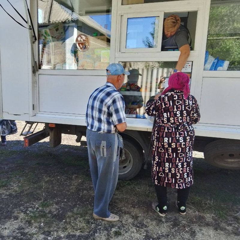 С 27 по 29 августа 2025 года осуществлена выездная торговля с использованием автомагазинов в населенных пунктах городских округов Донецк, Докучаевск, Горловка, Мариуполь, на территории г С 27 по 29 августа 2025 года осуществлена выездная торговля с использованием автомагазинов в населенных пунктах городских округов Донецк, Докучаевск, Горловка, Мариуполь, на территории г