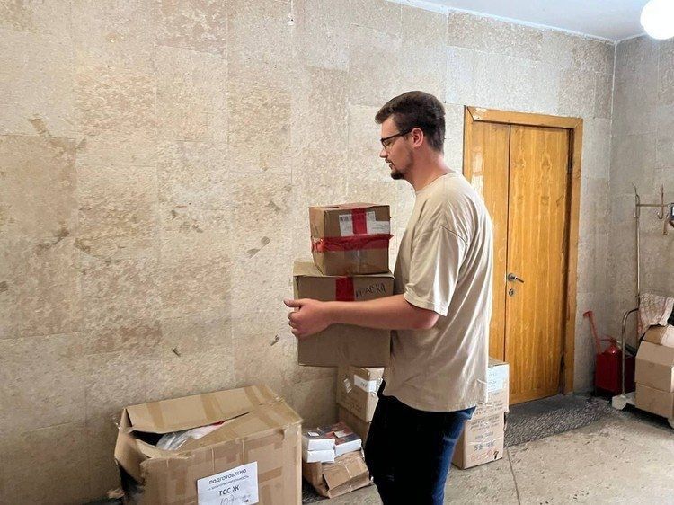 «С верой мы сильнее!»: Иверская икона Божией Матери прибыла в Богоявленский кафедральный собор Горловки «С верой мы сильнее!»: Иверская икона Божией Матери прибыла в Богоявленский кафедральный собор Горловки