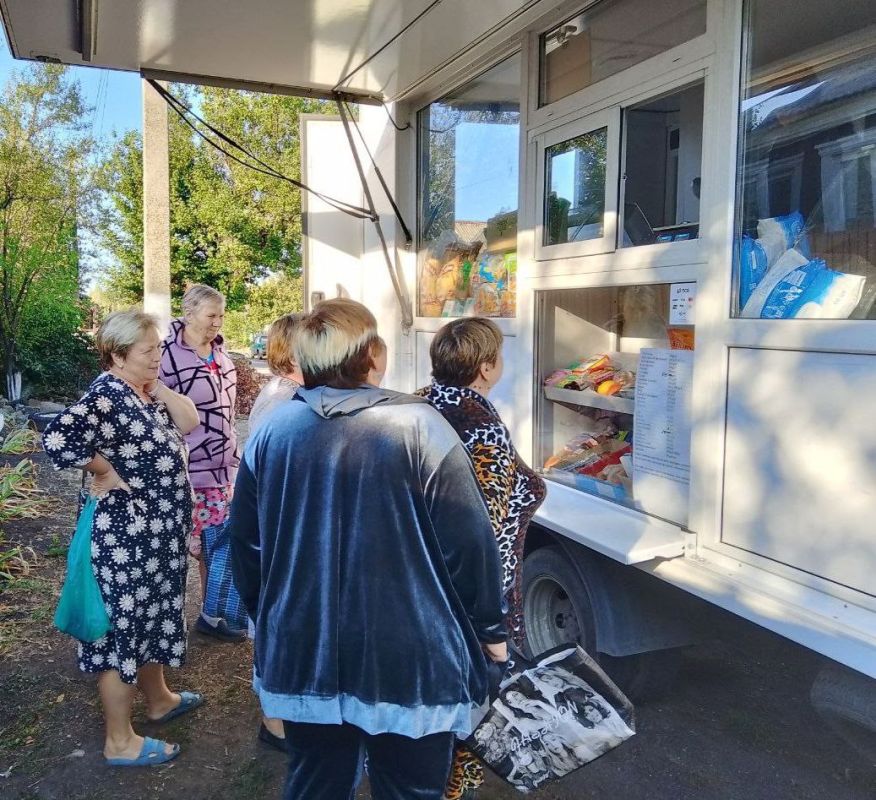 С 27 по 29 августа 2025 года осуществлена выездная торговля с использованием автомагазинов в населенных пунктах городских округов Донецк, Докучаевск, Горловка, Мариуполь, на территории г