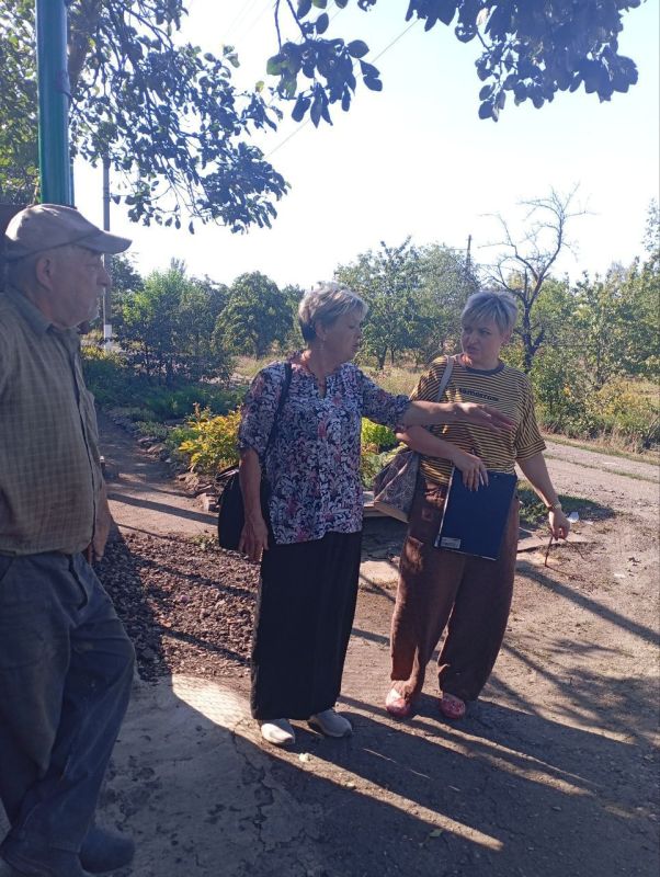 Роман Конев: В одном из посёлков Калининского района Горловки проведена плановая проверка соблюдения правил водопользования жителями Роман Конев: В одном из посёлков Калининского района Горловки проведена плановая проверка соблюдения правил водопользования жителями