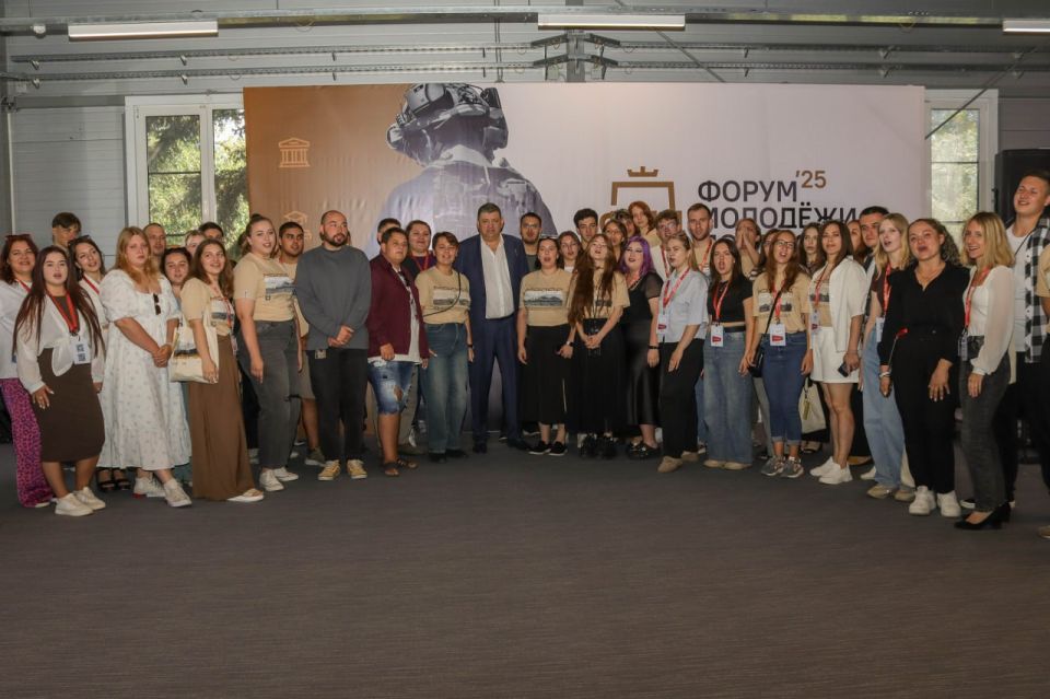 Иван Приходько: На форуме молодежи Донбасса рассказал о текущей ситуации в Горловке и существующих сложностях, связанных с дистанционным обучением, перебоями с водой и продолжающимися атаками со стороны украинских... Иван Приходько: На форуме молодежи Донбасса рассказал о текущей ситуации в Горловке и существующих сложностях, связанных с дистанционным обучением, перебоями с водой и продолжающимися атаками со стороны украинских...