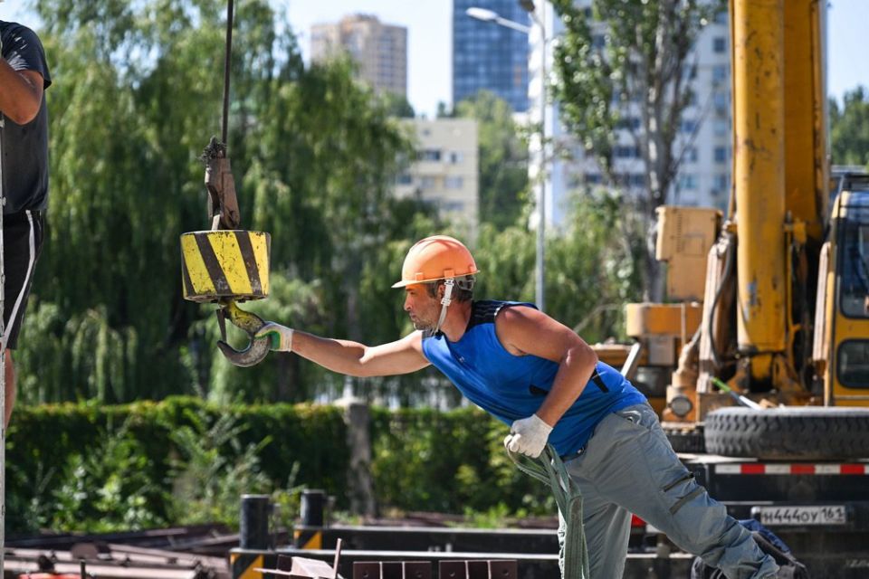 Денис Пушилин: В Донецке строим современную микробиологическую лабораторию для быстрой диагностики Денис Пушилин: В Донецке строим современную микробиологическую лабораторию для быстрой диагностики