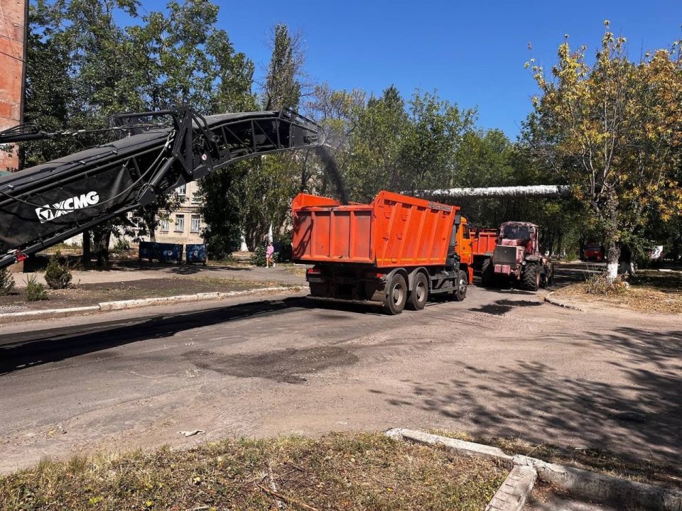 МУП «Простор» ежедневно выполняет все необходимые работы по содержанию городских улиц МУП «Простор» ежедневно выполняет все необходимые работы по содержанию городских улиц