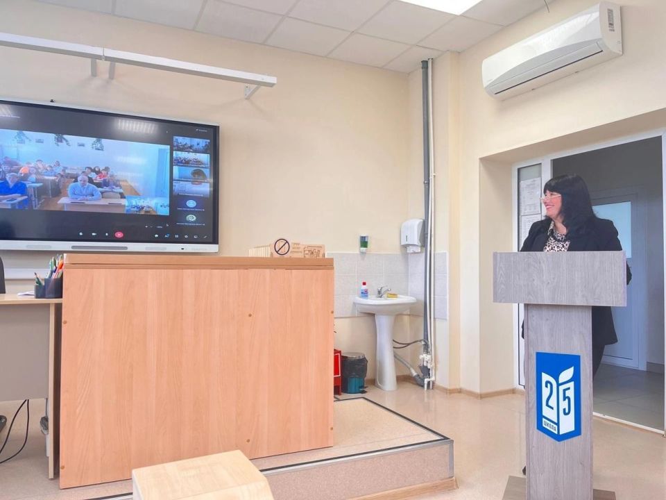 Проект «Лица дружбы» продолжает объединять школы Кузбасса и Горловки Проект «Лица дружбы» продолжает объединять школы Кузбасса и Горловки