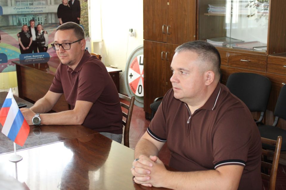 Иван Приходько: Состоялась встреча руководства администрации городского округа Горловка с жителями округа Иван Приходько: Состоялась встреча руководства администрации городского округа Горловка с жителями округа