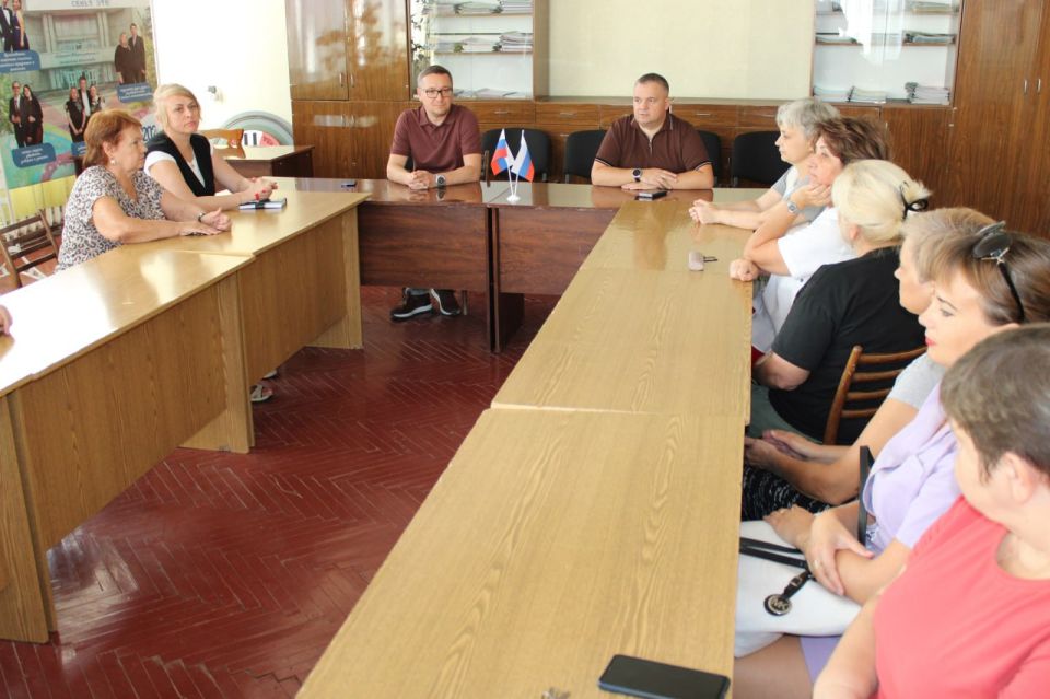 Иван Приходько: Состоялась встреча руководства администрации городского округа Горловка с жителями округа Иван Приходько: Состоялась встреча руководства администрации городского округа Горловка с жителями округа