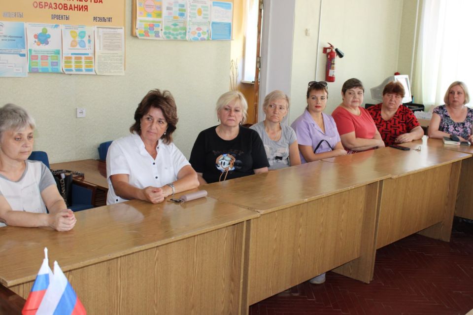 Иван Приходько: Состоялась встреча руководства администрации городского округа Горловка с жителями округа Иван Приходько: Состоялась встреча руководства администрации городского округа Горловка с жителями округа