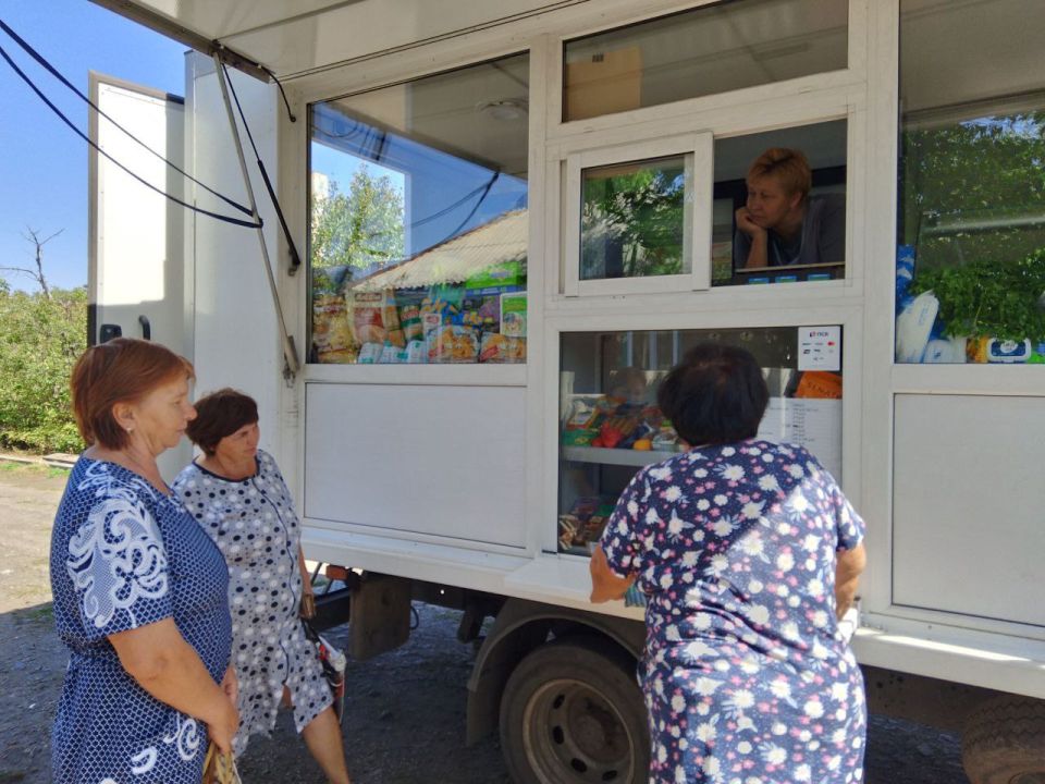 С 30 августа по 2 сентября 2025 года осуществлена выездная торговля с использованием автомагазинов в населенных пунктах городских округов Донецк, Докучаевск, Горловка, Мариуполь, на территории г С 30 августа по 2 сентября 2025 года осуществлена выездная торговля с использованием автомагазинов в населенных пунктах городских округов Донецк, Докучаевск, Горловка, Мариуполь, на территории г