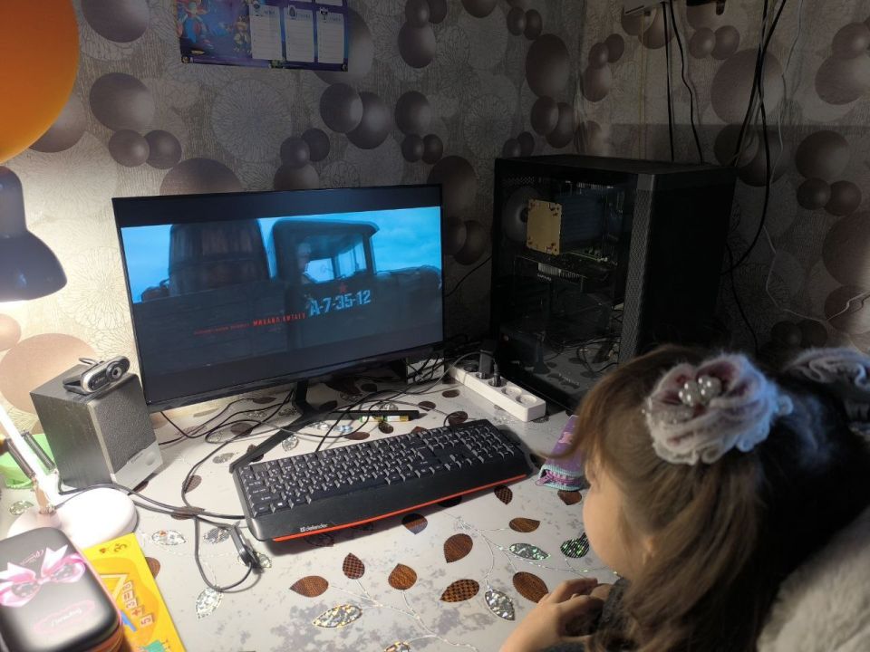 В Никитовском районе Горловки прошел онлайн-показ информационного сюжета «Беслан» В Никитовском районе Горловки прошел онлайн-показ информационного сюжета «Беслан»