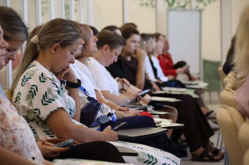 Молодые педагоги — будущее образования! Молодые педагоги — будущее образования!