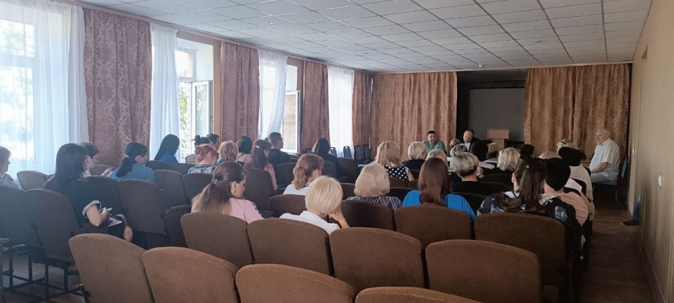 Иван Приходько: В Центрально-Городском районе Горловки прошли встречи с жителями Иван Приходько: В Центрально-Городском районе Горловки прошли встречи с жителями