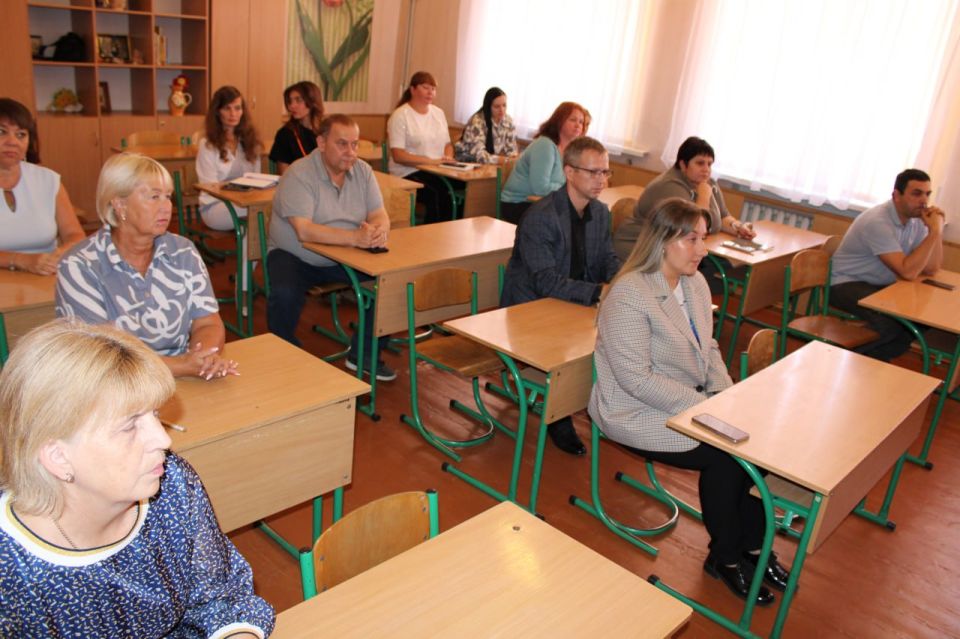 Иван Приходько: По поручению Главы Донецкой Народной Республики Дениса Владимировича Пушилина сегодня провел ряд встреч с различными трудовыми коллективами городского округа Иван Приходько: По поручению Главы Донецкой Народной Республики Дениса Владимировича Пушилина сегодня провел ряд встреч с различными трудовыми коллективами городского округа