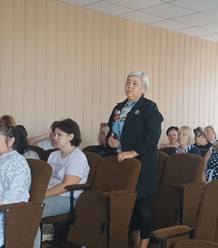 Иван Приходько: В Центрально-Городском районе Горловки прошли встречи с жителями Иван Приходько: В Центрально-Городском районе Горловки прошли встречи с жителями