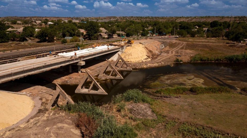 Денис Пушилин: Продолжается восстановление трассы Донецк — Новоазовск — Седово Денис Пушилин: Продолжается восстановление трассы Донецк — Новоазовск — Седово