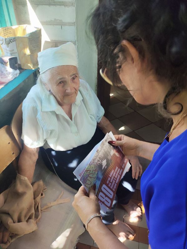 Иван Приходько: В Центрально-Городском районе Горловки поздравили участников Великой Отечественной войны с годовщиной окончания Втором мировой войны Иван Приходько: В Центрально-Городском районе Горловки поздравили участников Великой Отечественной войны с годовщиной окончания Втором мировой войны