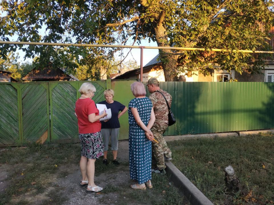 Иван Приходько: Во исполнение указания Главы Донецкой Народной Республики Дениса Владимировича Пушилина и для рассмотрения жалоб от населения сегодня, 3 сентября, в поселке Центрально-Городского района Горловки была... Иван Приходько: Во исполнение указания Главы Донецкой Народной Республики Дениса Владимировича Пушилина и для рассмотрения жалоб от населения сегодня, 3 сентября, в поселке Центрально-Городского района Горловки была...