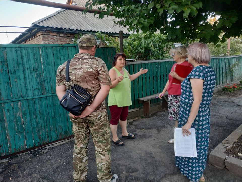 Иван Приходько: Во исполнение указания Главы Донецкой Народной Республики Дениса Владимировича Пушилина и для рассмотрения жалоб от населения сегодня, 3 сентября, в поселке Центрально-Городского района Горловки была...