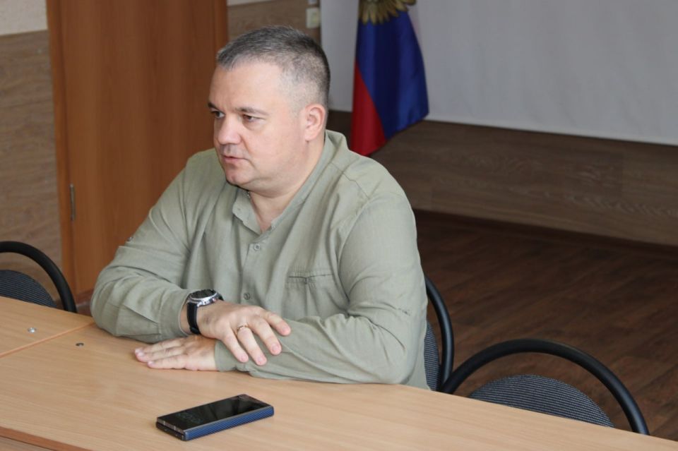 Иван Приходько: Состоялась встреча руководства администрации городского округа Горловка с трудовым коллективом Иван Приходько: Состоялась встреча руководства администрации городского округа Горловка с трудовым коллективом