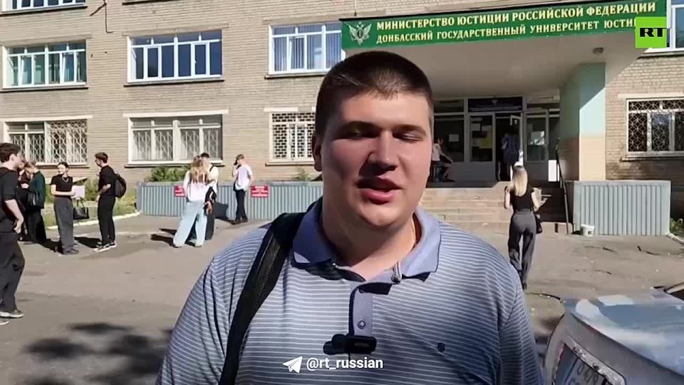 Житель Горловки, который закрыл собой одноклассницу от обстрела со стороны ВСУ, хочет работать в правоохранительных органах, как и его отец