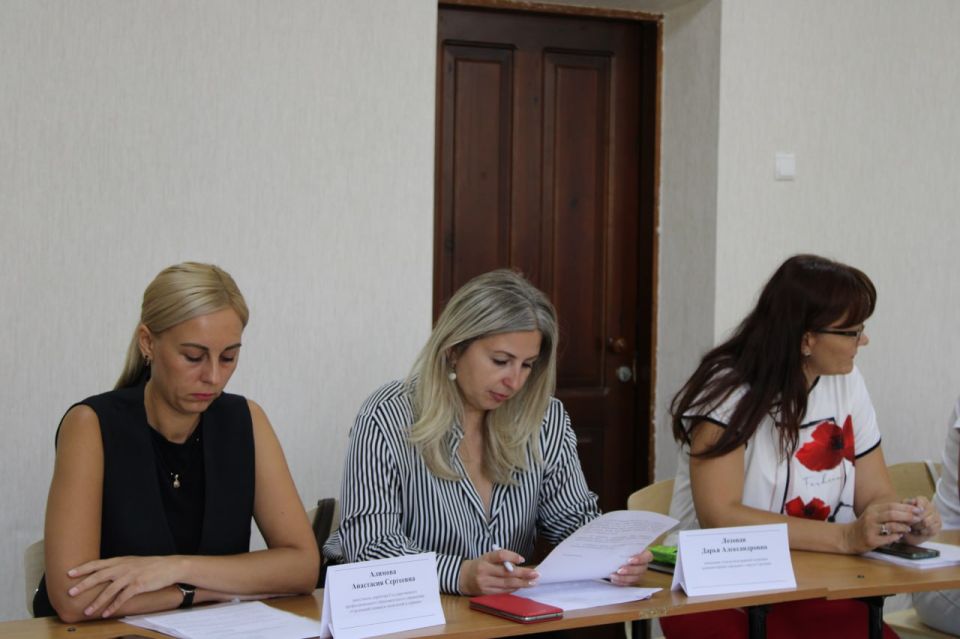 Состоялось заседание комиссии по делам несовершеннолетних и защите их прав администрации городского округа Горловка Состоялось заседание комиссии по делам несовершеннолетних и защите их прав администрации городского округа Горловка