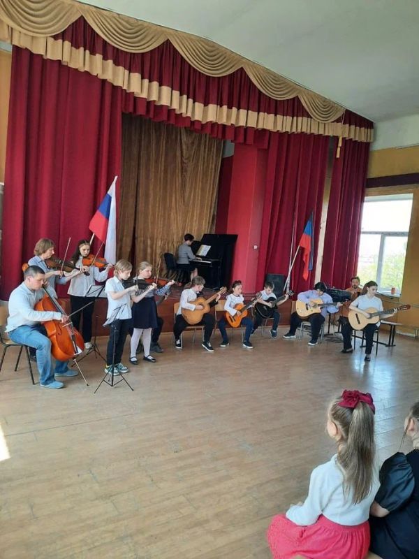 Лариса Толстыкина: В 60 детских школах искусств ДНР начался новый учебный год Лариса Толстыкина: В 60 детских школах искусств ДНР начался новый учебный год