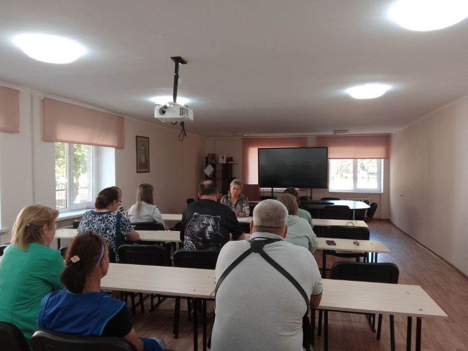 4 сентября состоялась встреча с представителями профессорско-преподавательского коллектива ДГПУ им. В. Шаталова, проживающими в Никитовском и Центрально-Городском районах г. Горловки с экспертом Штаба по улучшению... 4 сентября состоялась встреча с представителями профессорско-преподавательского коллектива ДГПУ им. В. Шаталова, проживающими в Никитовском и Центрально-Городском районах г. Горловки с экспертом Штаба по улучшению...