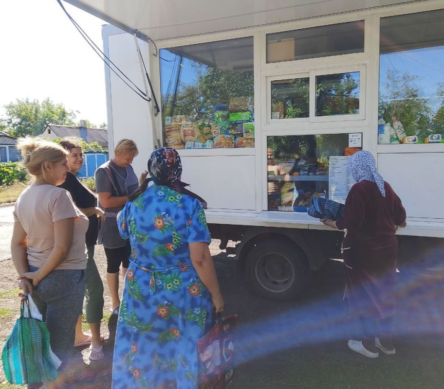 С 3 по 5 сентября 2025 года осуществлена выездная торговля с использованием автомагазинов в населенных пунктах городских округов Донецк, Докучаевск, Горловка, Мариуполь, на территории г. Авдеевка, также Волновахского... С 3 по 5 сентября 2025 года осуществлена выездная торговля с использованием автомагазинов в населенных пунктах городских округов Донецк, Докучаевск, Горловка, Мариуполь, на территории г. Авдеевка, также Волновахского...