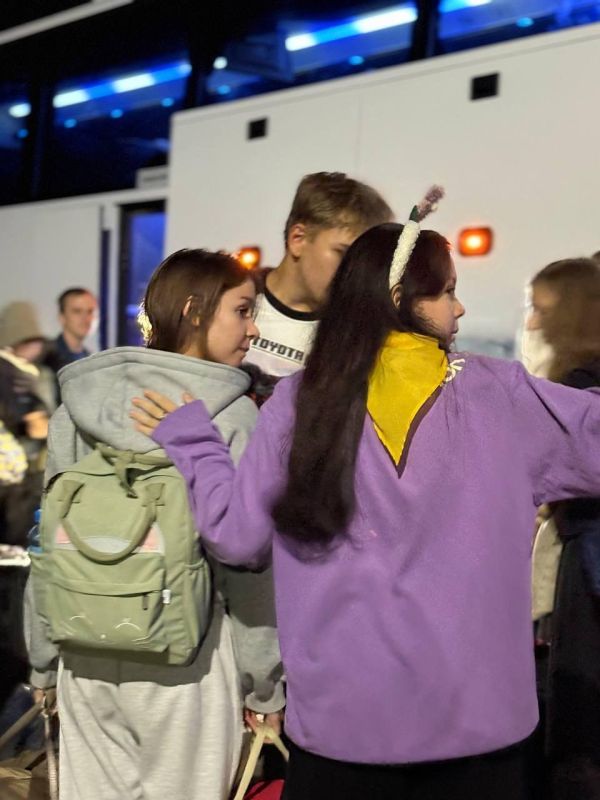 В Тулу приехали дети из Горловки В Тулу приехали дети из Горловки