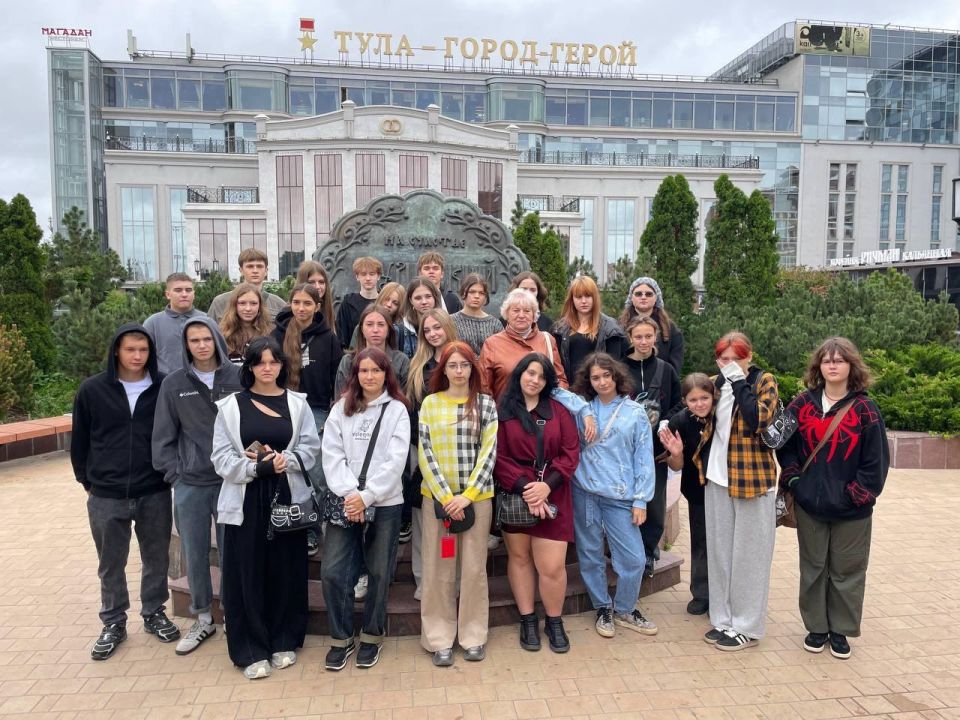 Ребята из Горловки отдыхают в центре «Новая волна» в Туле Ребята из Горловки отдыхают в центре «Новая волна» в Туле