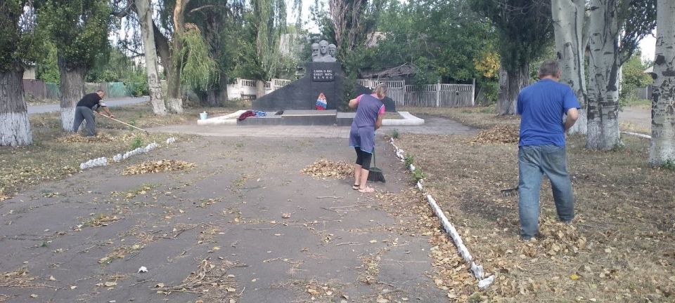 В Калининском районе Горловки реализуется всероссийский партийный проект «Единой России» «Историческая память» В Калининском районе Горловки реализуется всероссийский партийный проект «Единой России» «Историческая память»