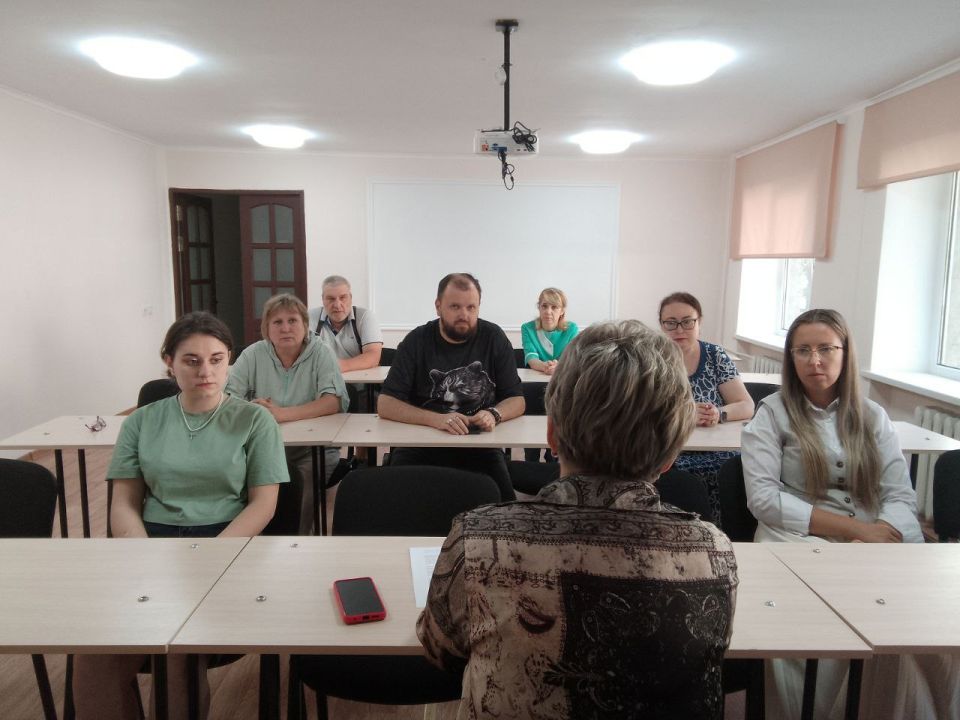 4 сентября состоялась встреча с представителями профессорско-преподавательского коллектива ДГПУ им. В. Шаталова, проживающими в Никитовском и Центрально-Городском районах г. Горловки с экспертом Штаба по улучшению... 4 сентября состоялась встреча с представителями профессорско-преподавательского коллектива ДГПУ им. В. Шаталова, проживающими в Никитовском и Центрально-Городском районах г. Горловки с экспертом Штаба по улучшению...