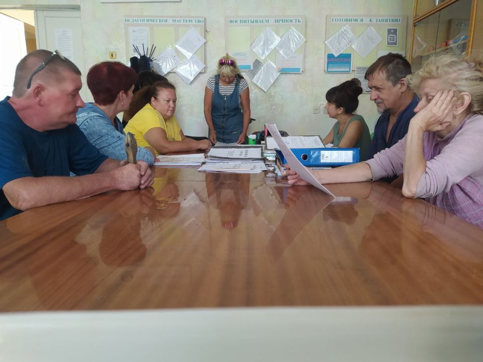 «Единый час гражданственности» в первичных организациях МО ОД «ДР» Центрально-Городского района Горловки «Единый час гражданственности» в первичных организациях МО ОД «ДР» Центрально-Городского района Горловки