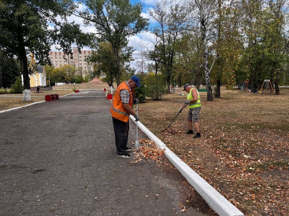 МУП «Простор» ежедневно выполняет все необходимые работы по содержанию городских улиц МУП «Простор» ежедневно выполняет все необходимые работы по содержанию городских улиц