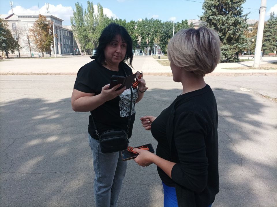 Иван Приходько: В Центрально-Городском районе Горловки прошла акция «Георгиевская ленточка» Иван Приходько: В Центрально-Городском районе Горловки прошла акция «Георгиевская ленточка»