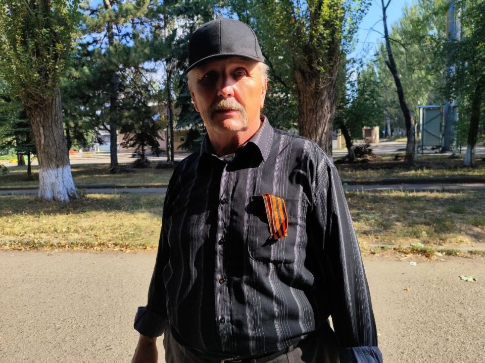 Иван Приходько: В Калининском внутригородском районе города Горловка прошла акция «Георгиевская ленточка» Иван Приходько: В Калининском внутригородском районе города Горловка прошла акция «Георгиевская ленточка»