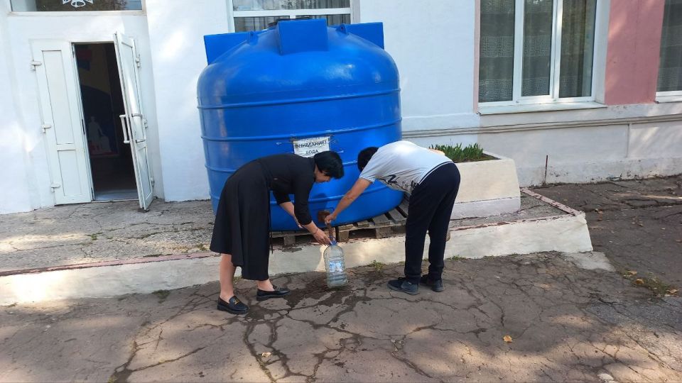 Роман Конев: 8 сентября 2025 года во исполнение поручения Главы Донецкой Народной Республики, депутаты Горловского городского совета Светлана Евсеенко, Елена Кузьмина, Инает Розводова, Олег Сладкевич и Сергей Третьяков... Роман Конев: 8 сентября 2025 года во исполнение поручения Главы Донецкой Народной Республики, депутаты Горловского городского совета Светлана Евсеенко, Елена Кузьмина, Инает Розводова, Олег Сладкевич и Сергей Третьяков...