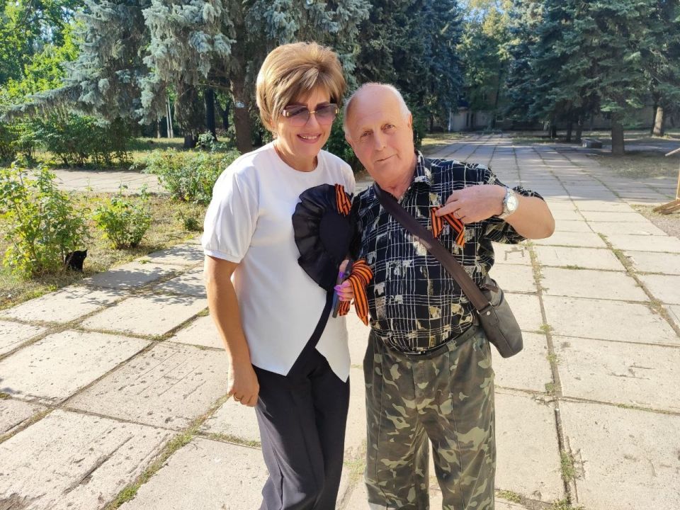 Иван Приходько: В Калининском внутригородском районе города Горловка прошла акция «Георгиевская ленточка» Иван Приходько: В Калининском внутригородском районе города Горловка прошла акция «Георгиевская ленточка»