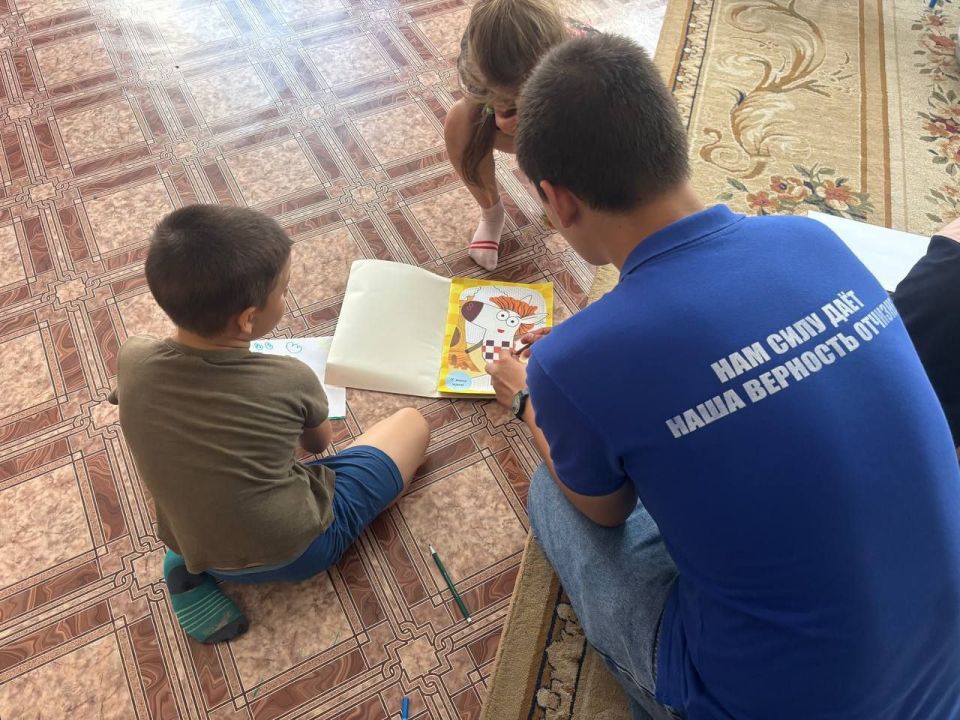 Акция «Помощь без границ». Сегодня, 8 сентября, доброслужащие администрации городского округа Горловка Донецкой Народной Республики приняли участие в акции «Помощь без границ» Акция «Помощь без границ». Сегодня, 8 сентября, доброслужащие администрации городского округа Горловка Донецкой Народной Республики приняли участие в акции «Помощь без границ»