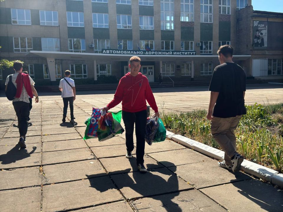 Первые АДИ ДонНТУ всегда готовы прийти на помощь Первые АДИ ДонНТУ всегда готовы прийти на помощь