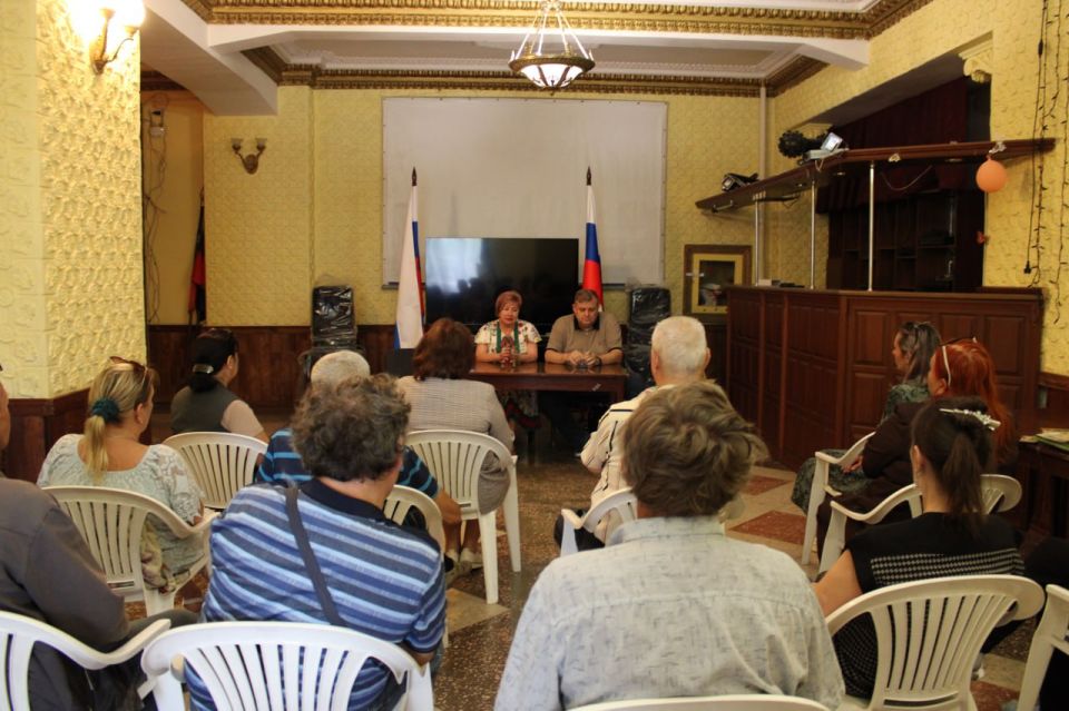 Иван Приходько: Состоялись встречи руководства администрации городского округа Горловка с трудовыми коллективами Иван Приходько: Состоялись встречи руководства администрации городского округа Горловка с трудовыми коллективами