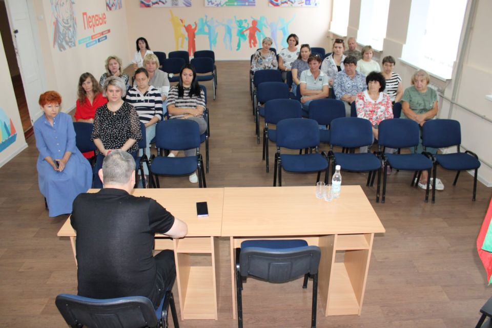 Иван Приходько: Во исполнение поручения Главы Донецкой Народной Республики Дениса Владимировича Пушилина сегодня провел ряд встреч с трудовыми коллективами городского округа Горловка Иван Приходько: Во исполнение поручения Главы Донецкой Народной Республики Дениса Владимировича Пушилина сегодня провел ряд встреч с трудовыми коллективами городского округа Горловка