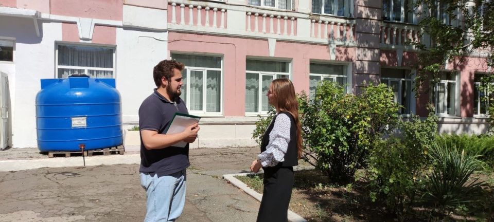  : 11  2025 ,     ,  ,             