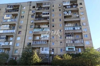 Украинский дрон нанес удар по жилому дому в Горловке, поврежден ряд квартир