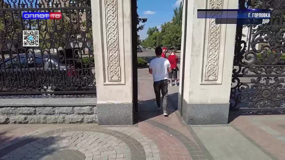 Иван Приходько: Сила молодости: волонтеры обеспечивают нуждающихся питьевой водой