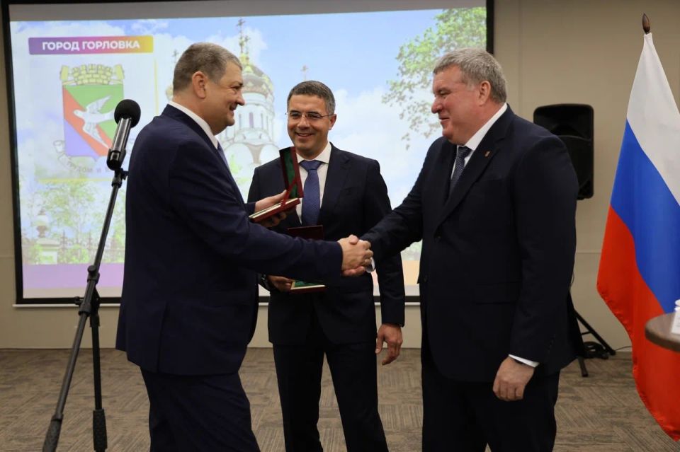 Иван Приходько: Тула отметила 879-ю годовщину со дня основания Иван Приходько: Тула отметила 879-ю годовщину со дня основания