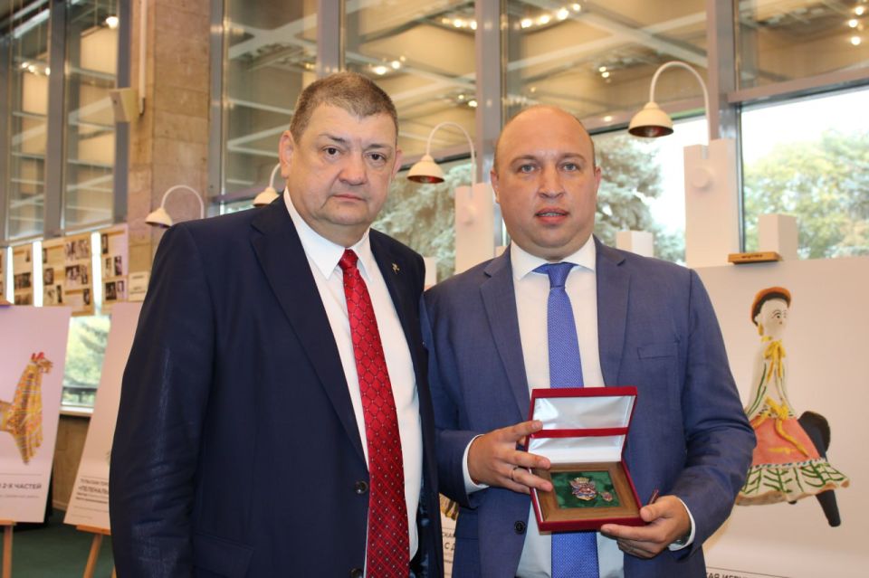 Иван Приходько: Тула отметила 879-ю годовщину со дня основания Иван Приходько: Тула отметила 879-ю годовщину со дня основания