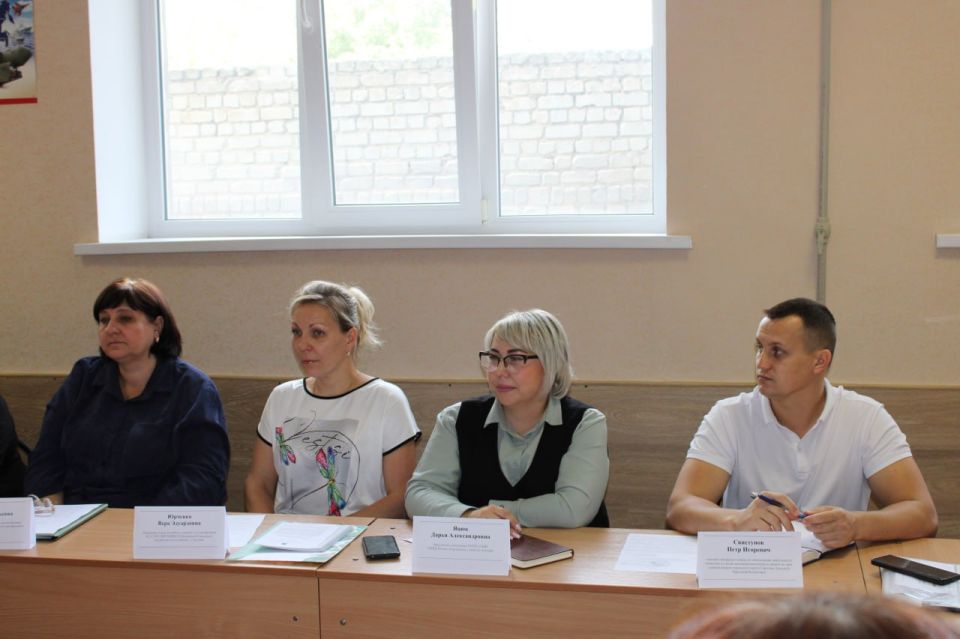 Состоялось заседание комиссии по делам несовершеннолетних и защите их прав администрации городского округа Горловка Состоялось заседание комиссии по делам несовершеннолетних и защите их прав администрации городского округа Горловка