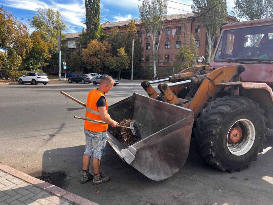Роман Конев: МУНИЦИПАЛЬНОЕ УНИТАРНОЕ ПРЕДПРИЯТИЕ «ПРОСТОР» АДМИНИСТРАЦИИ ГОРОДСКОГО ОКРУГА ГОРЛОВКА ДОНЕЦКОЙ НАРОДНОЙ РЕСПУБЛИКИ Роман Конев: МУНИЦИПАЛЬНОЕ УНИТАРНОЕ ПРЕДПРИЯТИЕ «ПРОСТОР» АДМИНИСТРАЦИИ ГОРОДСКОГО ОКРУГА ГОРЛОВКА ДОНЕЦКОЙ НАРОДНОЙ РЕСПУБЛИКИ