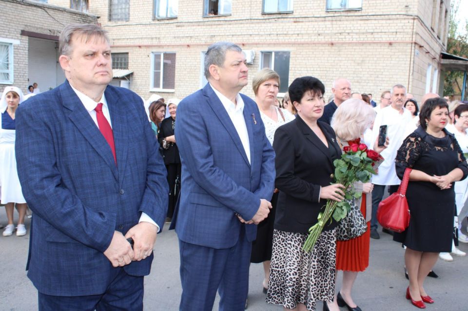 Иван Приходько: Сегодня, 19 сентября, на территории городской больницы № 2 города Горловка состоялось открытие памятника-бюста Святителю Луке, архиепископу Крымскому