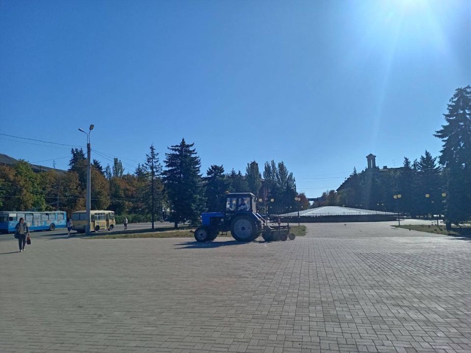 Роман Конев: МУНИЦИПАЛЬНОЕ УНИТАРНОЕ ПРЕДПРИЯТИЕ «ПРОСТОР» АДМИНИСТРАЦИИ ГОРОДСКОГО ОКРУГА ГОРЛОВКА ДОНЕЦКОЙ НАРОДНОЙ РЕСПУБЛИКИ Роман Конев: МУНИЦИПАЛЬНОЕ УНИТАРНОЕ ПРЕДПРИЯТИЕ «ПРОСТОР» АДМИНИСТРАЦИИ ГОРОДСКОГО ОКРУГА ГОРЛОВКА ДОНЕЦКОЙ НАРОДНОЙ РЕСПУБЛИКИ